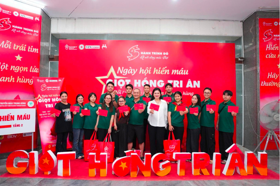 Công ty Dalali lan tỏa yêu thương qua ngày hội hiến máu “Giọt hồng tri ân”