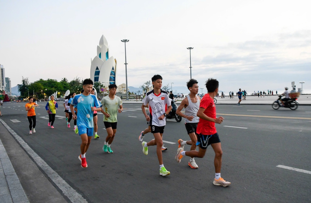 Khi những cung đường chạy bộ trở thành “bước đà” để cả cộng đồng tiến lên