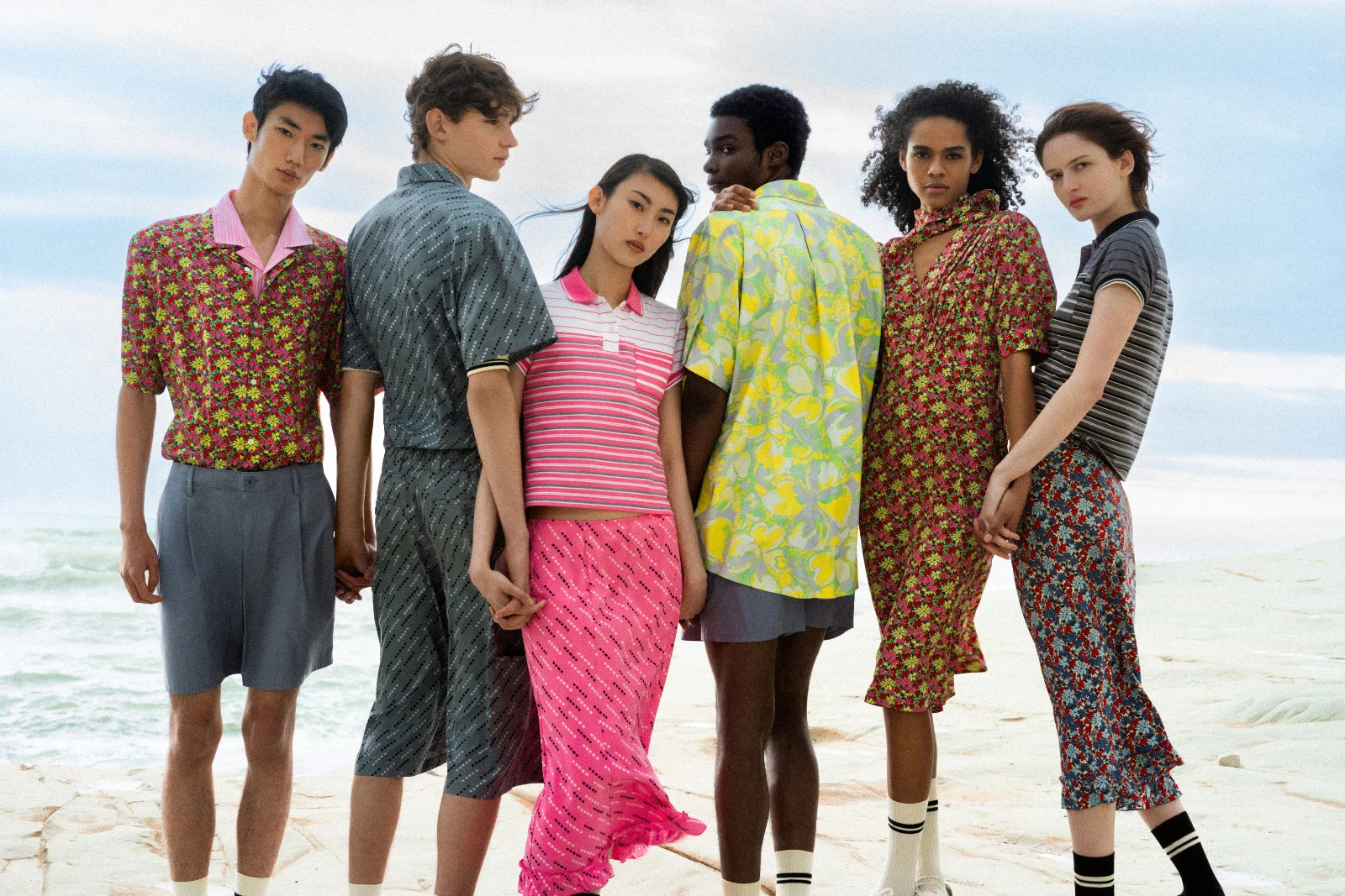 Trôi vào miền mộng cùng BST “UNIQLO F.RISSO”